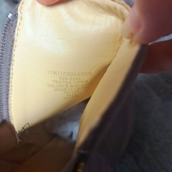 Liz Claiborne SOLSTICE Ankle Boots Womens Size 11M beigy gray peep toe heels - Picture 13 of 14